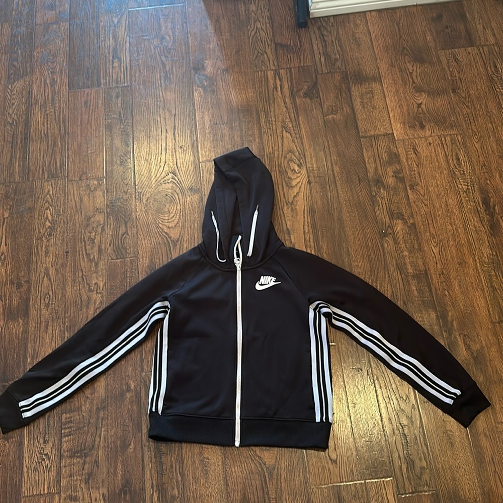 Women Nike zip up hoodie